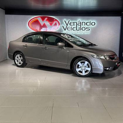 HONDA CIVIC 1.8 LXS 16V FLEX 4P AUTOMÁTICO HONDA CIVIC 1.8 LXS 16V FLEX 4P AUTOMÁTICO